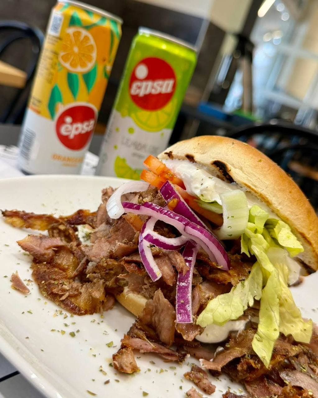 Le Hamburger Didi garni de gyros